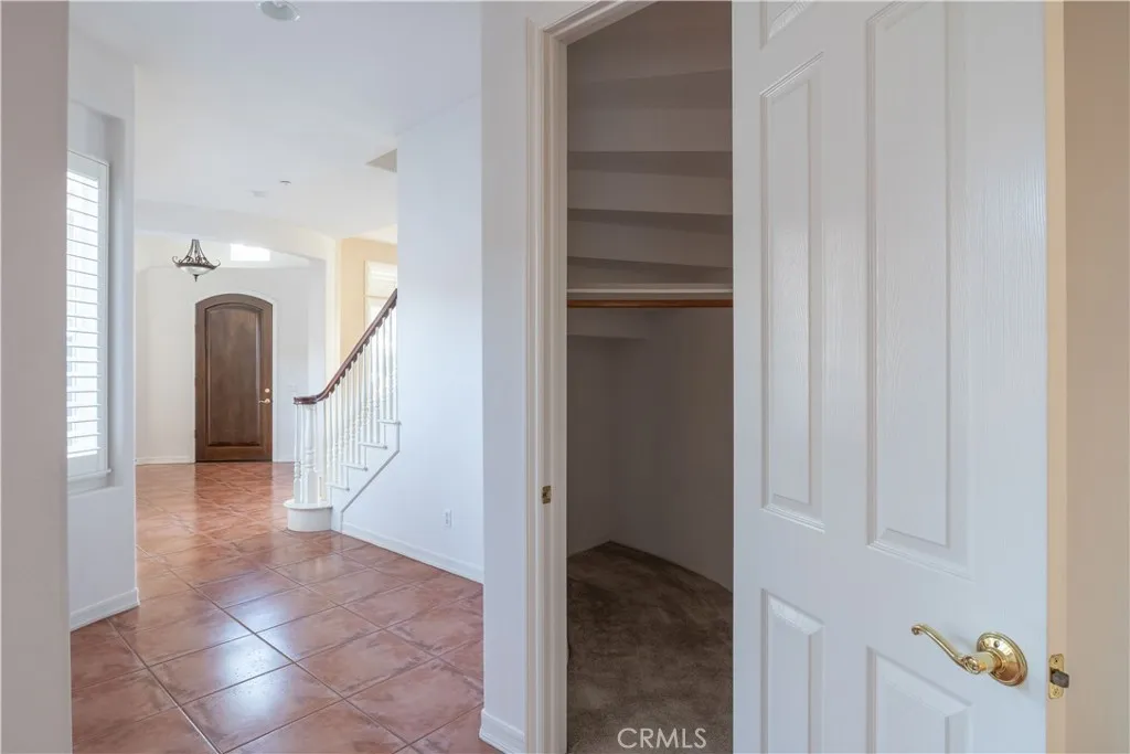 750 Charleston Drive, Claremont, California 91711 home-pic-40