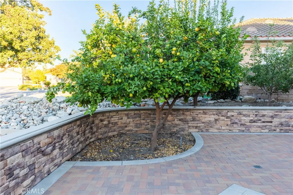 750 Charleston Drive, Claremont, California 91711 home-pic-5