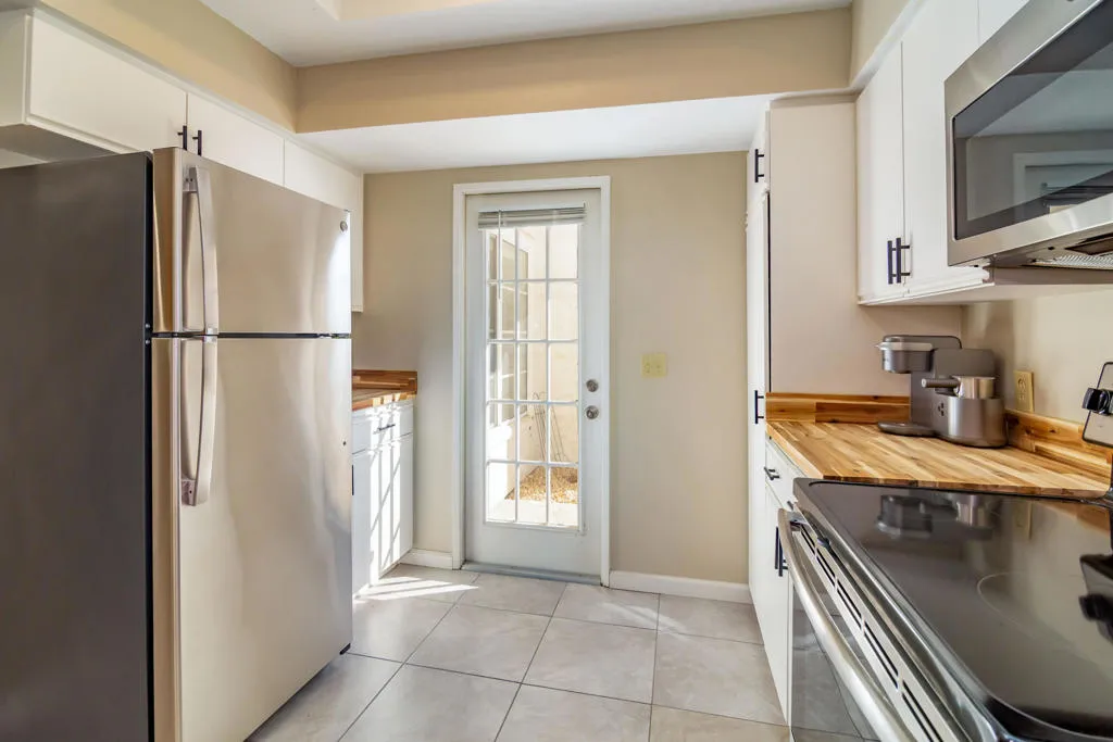 163 Desert Falls Circle, Palm Desert, California 92211 home-pic-13