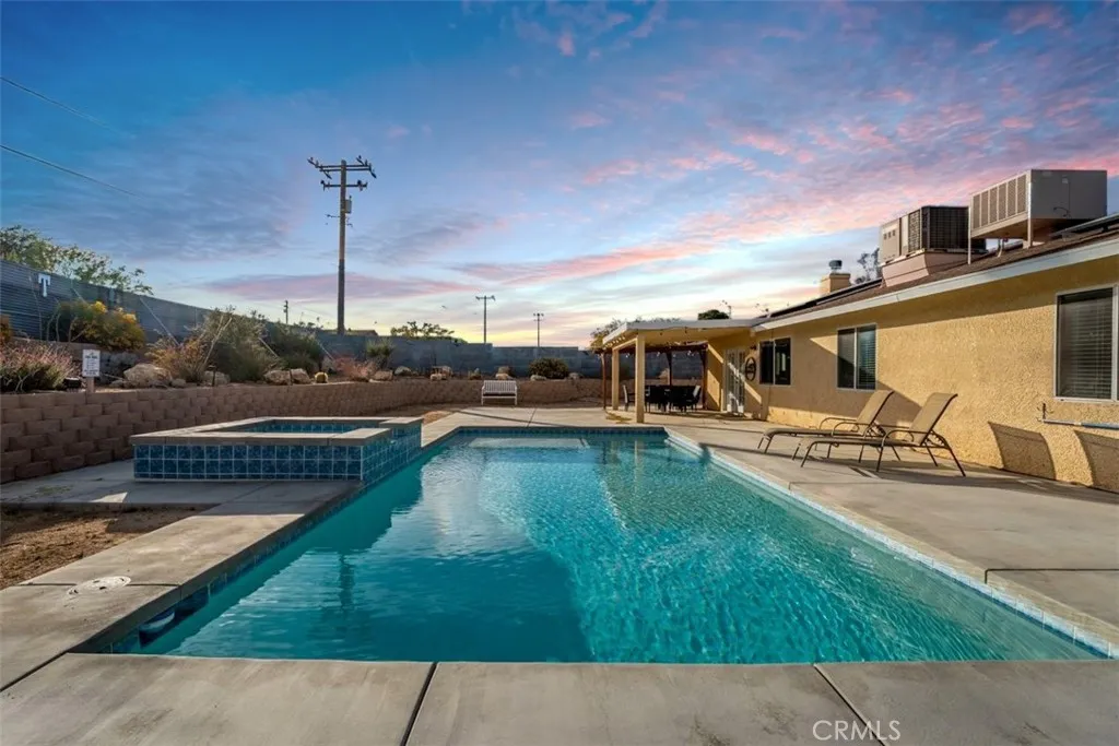 60205 Latham Trl, Joshua Tree, California 92252 home-pic-2