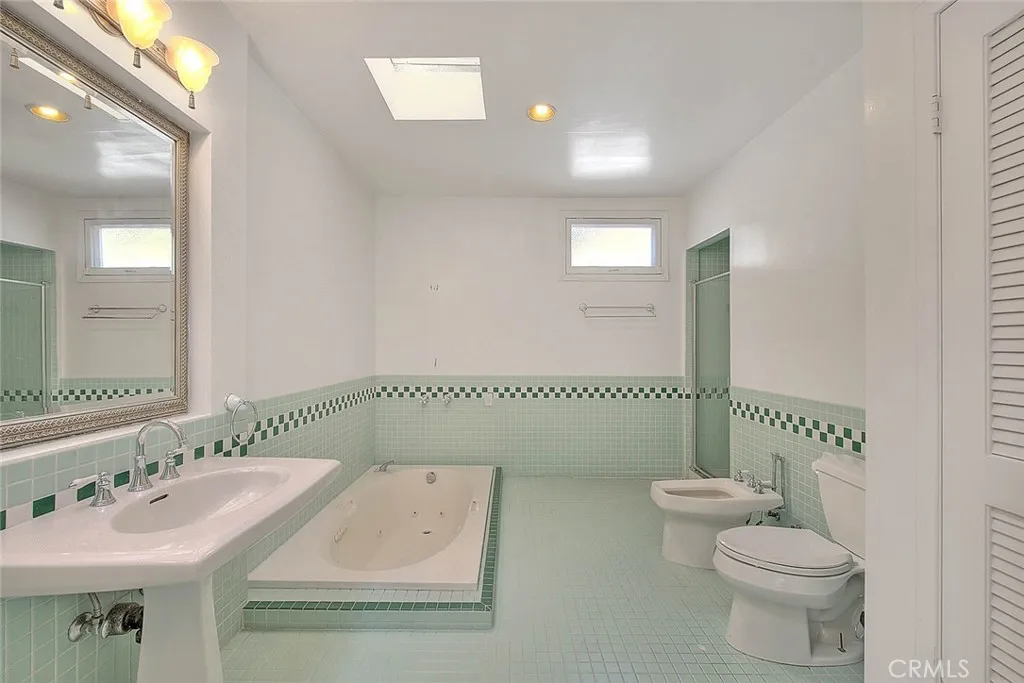 6423 Deep Dell, Hollywood, California 90068 home-pic-40