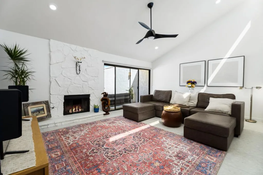 72690 Yucca Court, Palm Desert, California 92260 home-pic-1