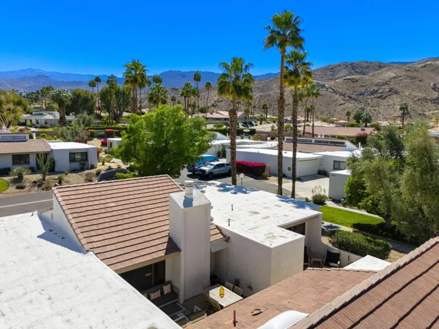 6-web-or-mls-MLWYucca_OPMG_0325_006