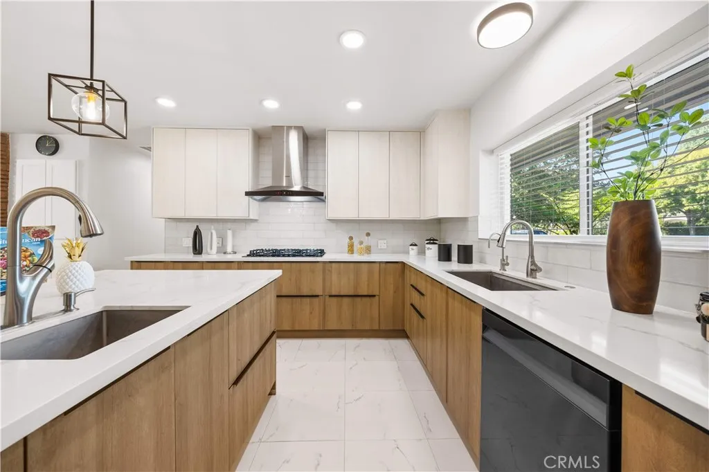 240 Longley Way, Arcadia, California 91007 home-pic-13