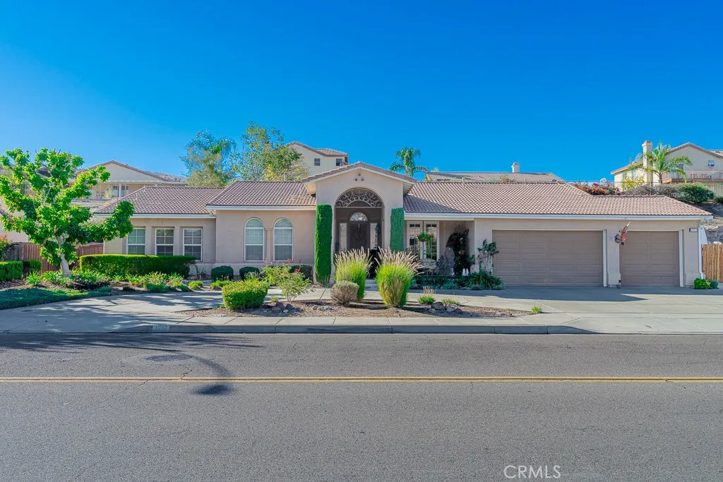 1052 Park Avenue, San Jacinto, California 92583 home-pic-3
