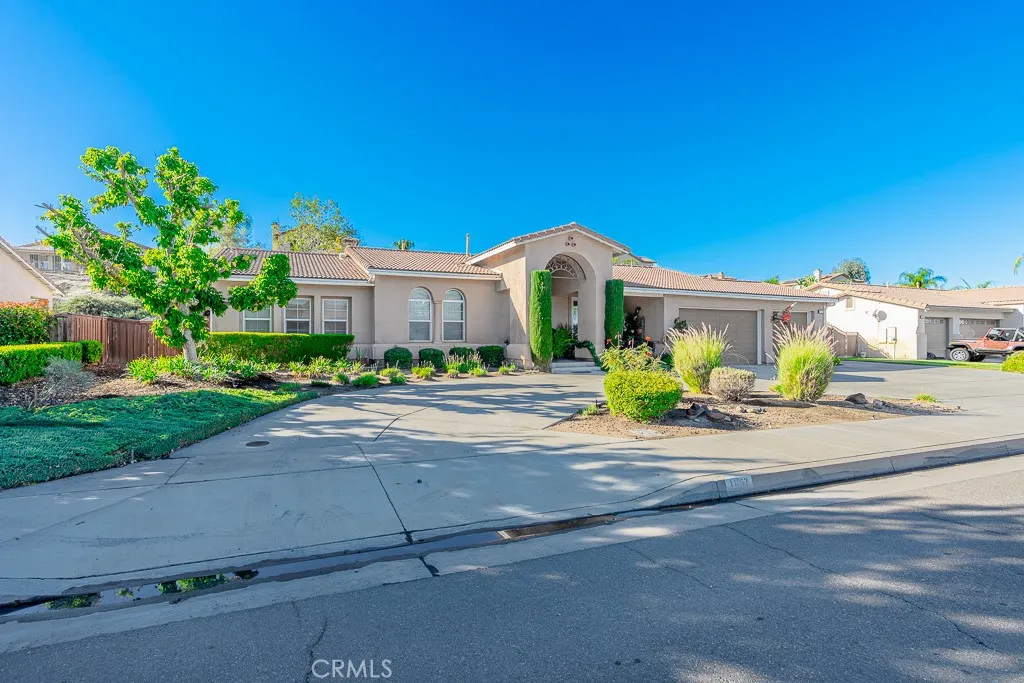 1052 Park Avenue, San Jacinto, California 92583 home-pic-2