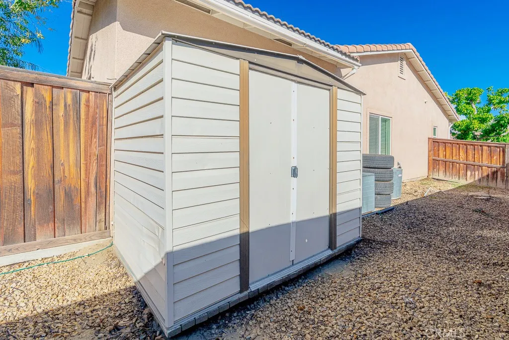 1052 Park Avenue, San Jacinto, California 92583 home-pic-30