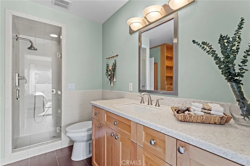 1182 Mohave, Colton, California 92324 home-pic-23