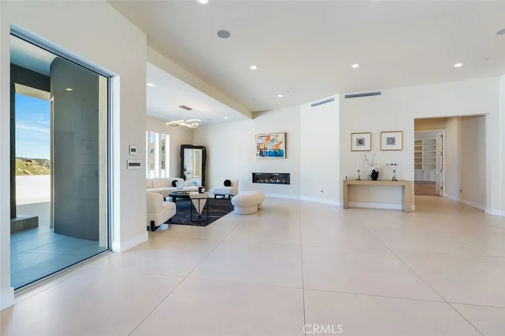 109 Buckskin Road, Bell Canyon, California 91307 home-pic-10