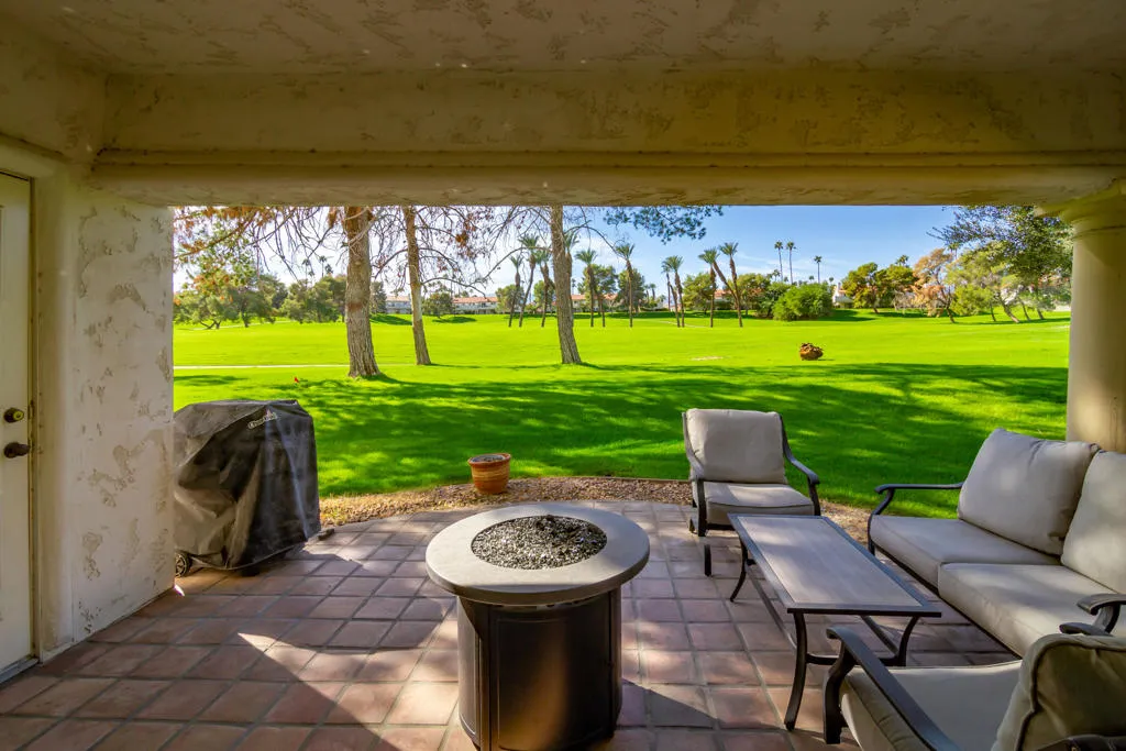 491 Desert Falls Drive N, Palm Desert, California 92211 home-pic-10
