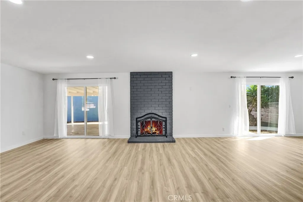 7536 Shoup, West Hills, California 91307 home-pic-20