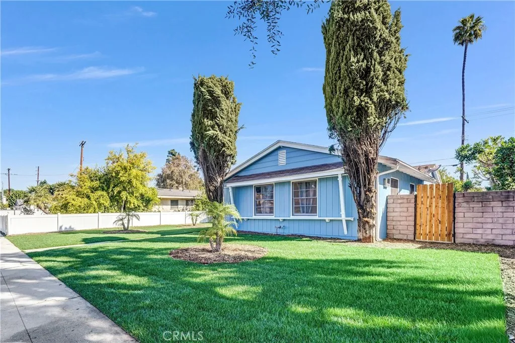 7536 Shoup, West Hills, California 91307 home-pic-32
