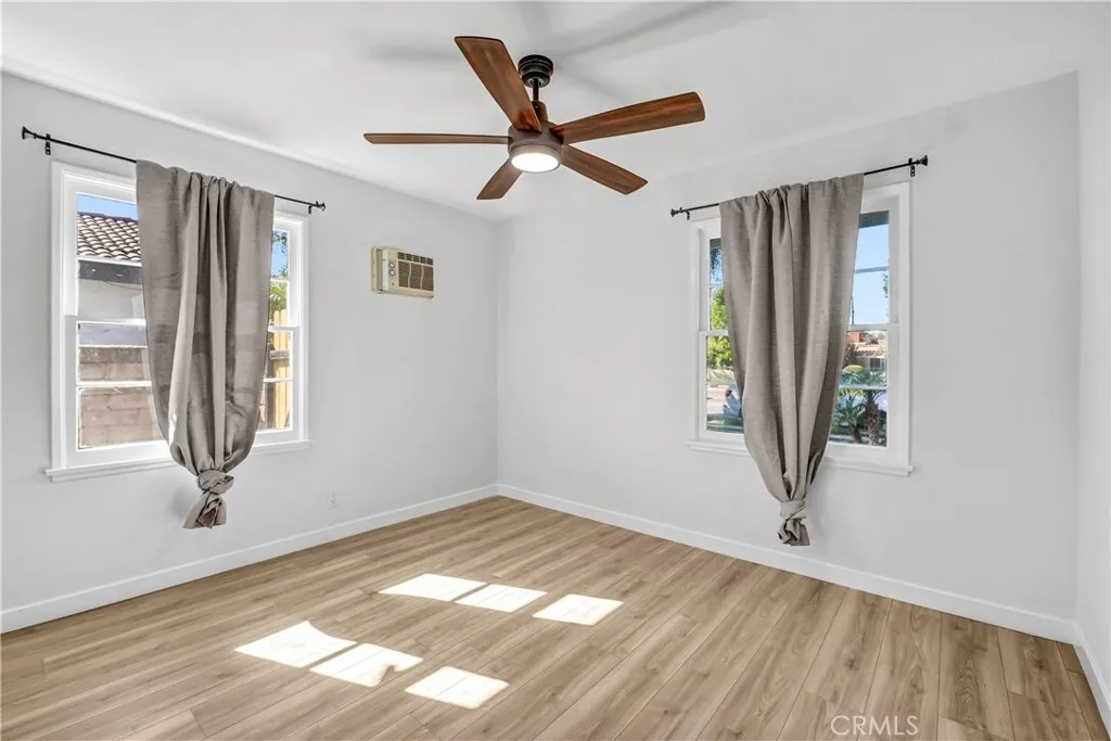 7536 Shoup, West Hills, California 91307 home-pic-7