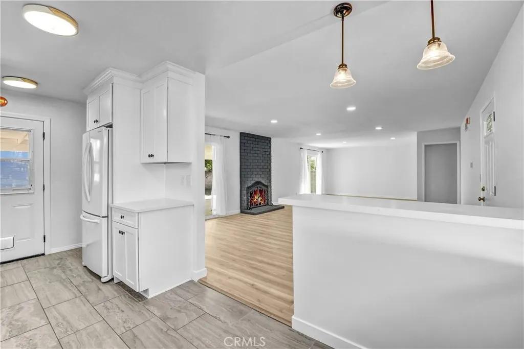 7536 Shoup, West Hills, California 91307 home-pic-15