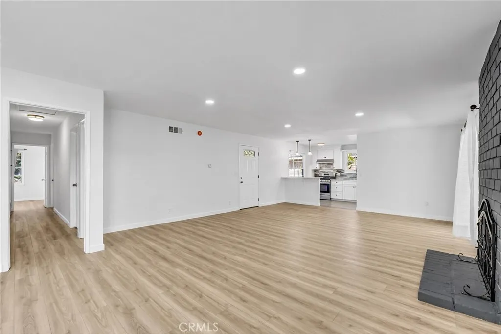 7536 Shoup, West Hills, California 91307 home-pic-19