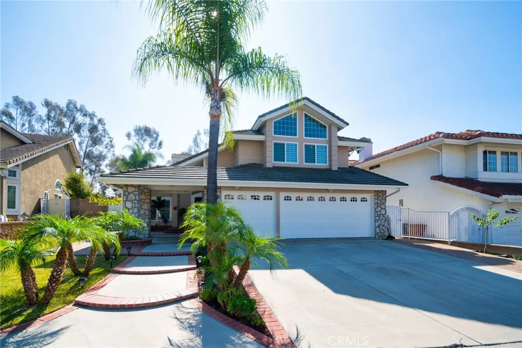1860 Brooke, Fullerton, California 92833 home-pic-0