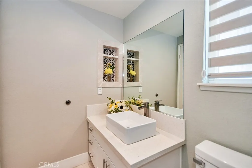 1860 Brooke, Fullerton, California 92833 home-pic-26