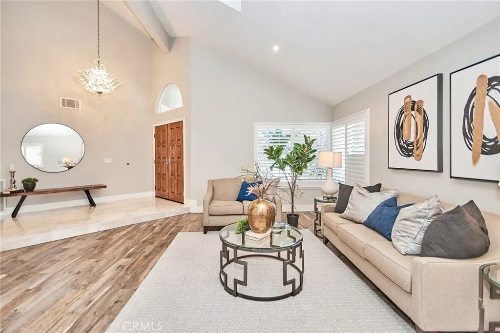 1860 Brooke, Fullerton, California 92833 home-pic-7