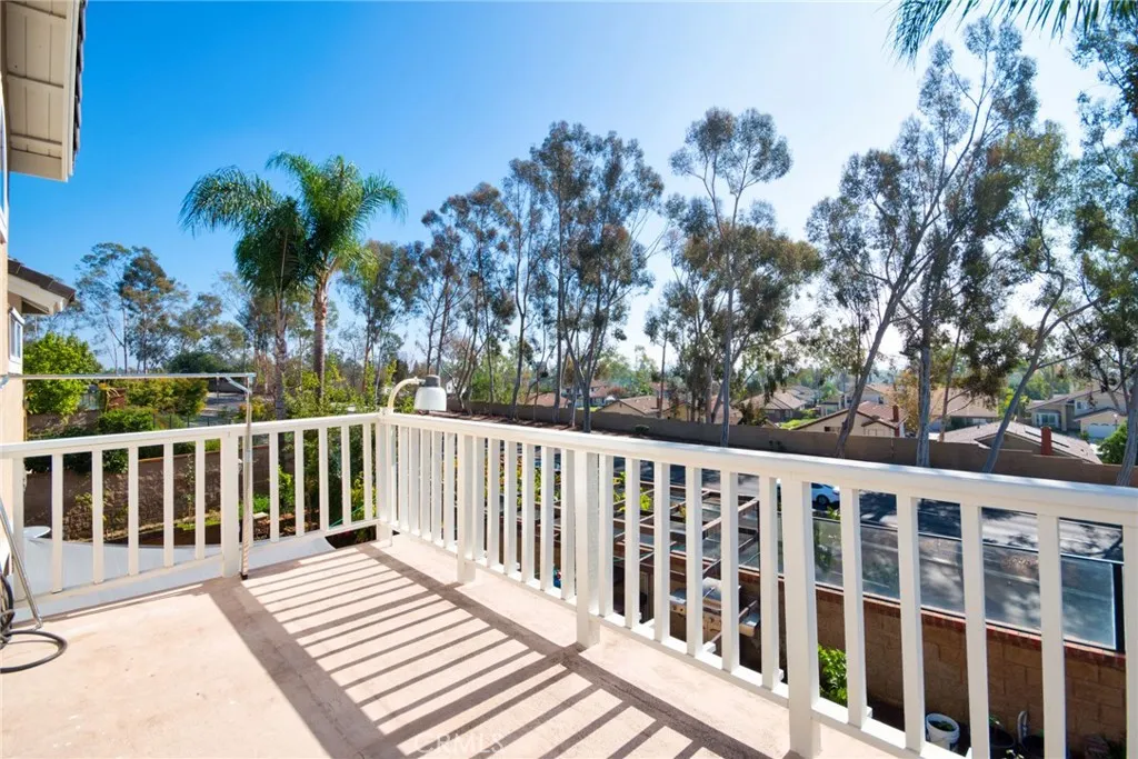 1860 Brooke, Fullerton, California 92833 home-pic-46