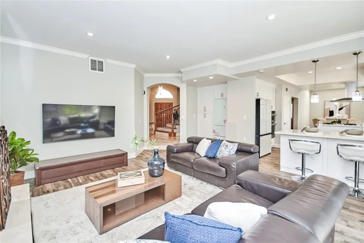 Family Room Photo 3