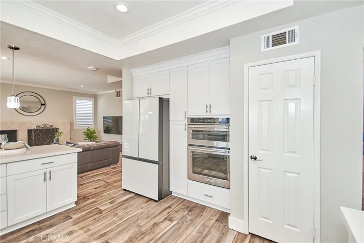 Kitchen Photo 4