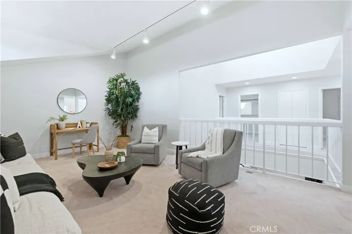 627 Avery Place, Long Beach, California 90807