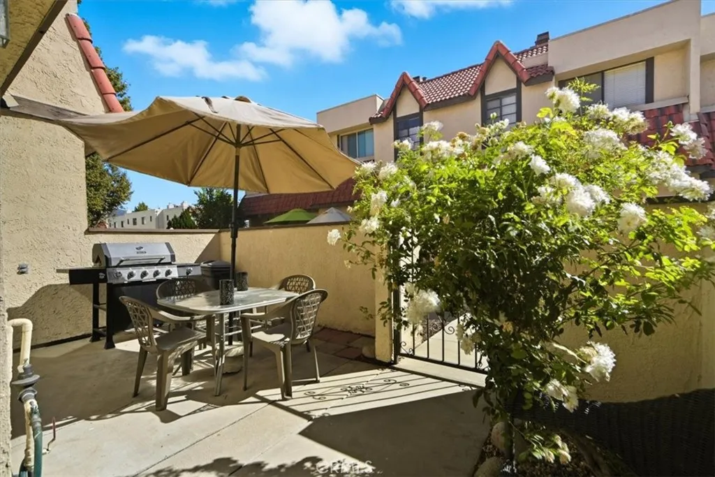 27617 Nugget, Canyon Country, California 91387 home-pic-24