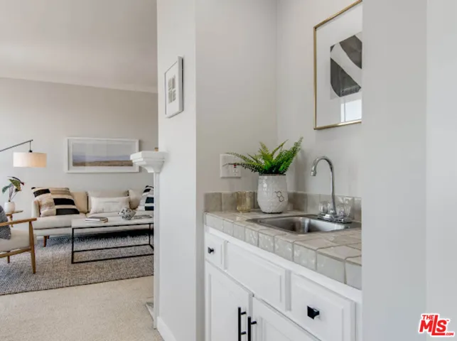 1375 Kelton Avenue 407, Los Angeles, California 90024
