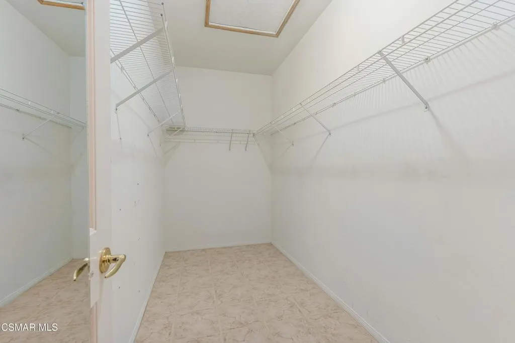 3160 China Fir Place, Simi Valley, California 93065 home-pic-19