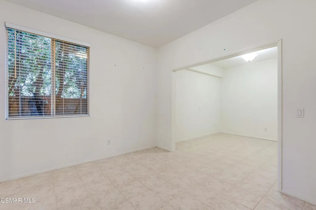 3160 China Fir Place, Simi Valley, California 93065 home-pic-21