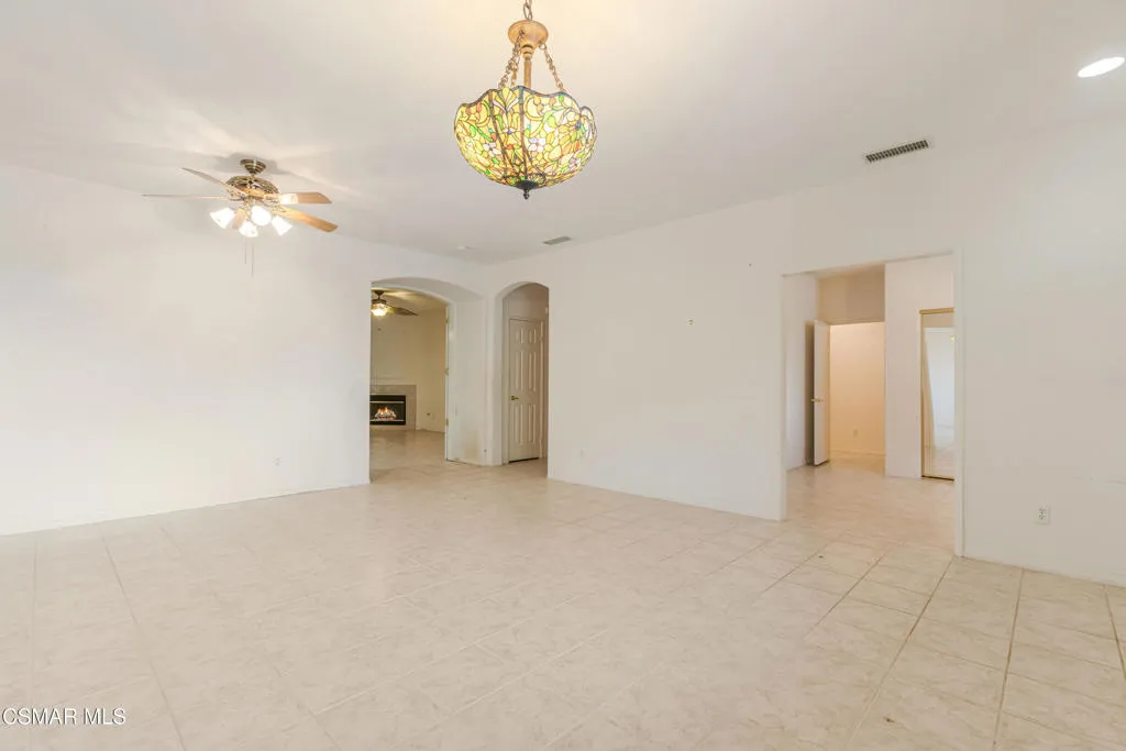 3160 China Fir Place, Simi Valley, California 93065 home-pic-2