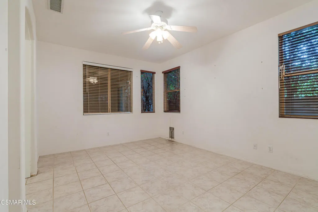 3160 China Fir Place, Simi Valley, California 93065 home-pic-6