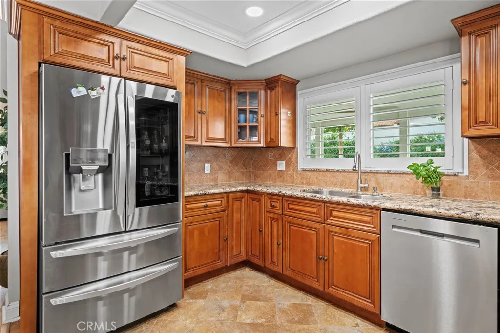 30563 Meadowlark, Canyon Lake, California 92587 home-pic-14