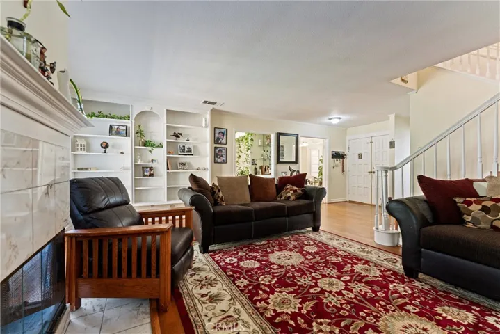 41444 51st W, Lancaster, California 93536