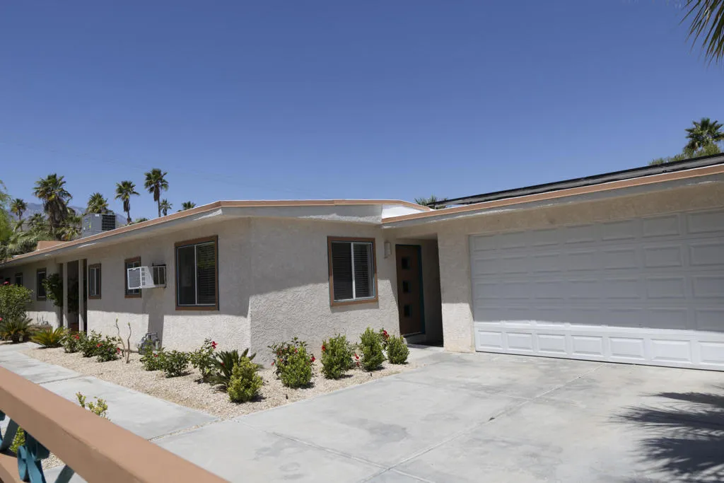 68286 Grandview Avenue, Cathedral City, California 92234 home-pic-10