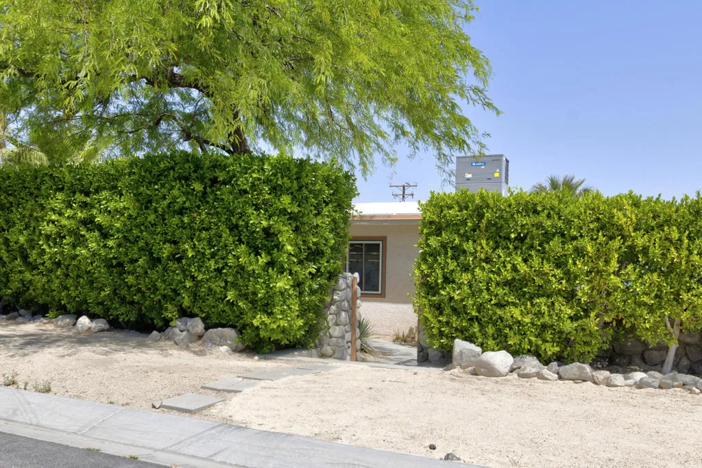 68286 Grandview Avenue, Cathedral City, California 92234 home-pic-9
