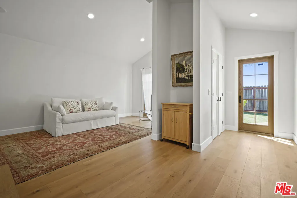 6052 Merritt Drive, Malibu, California 90265 home-pic-46