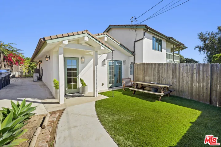 6052 Merritt Drive, Malibu, California 90265