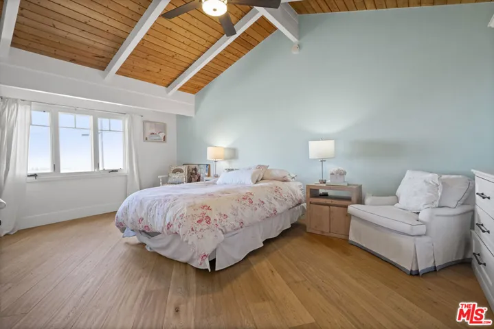 6052 Merritt Drive, Malibu, California 90265