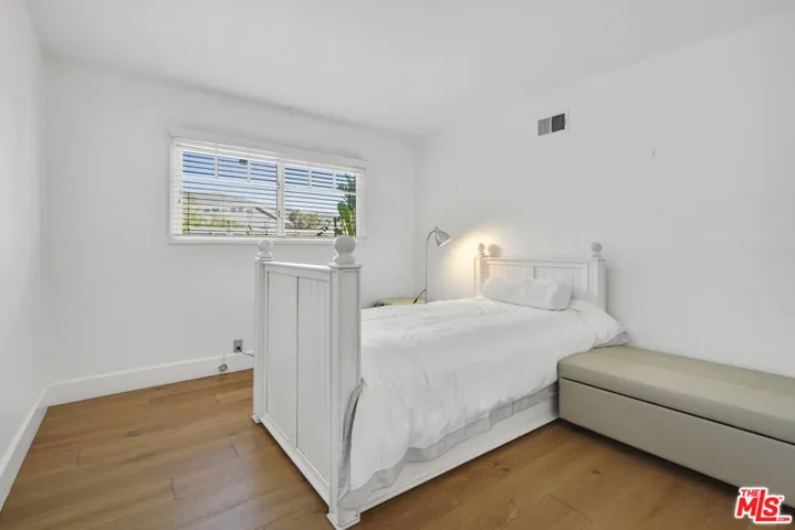 6052 Merritt Drive, Malibu, California 90265