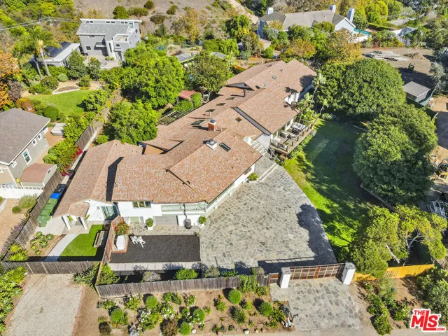 6052 Merritt Drive, Malibu, California 90265