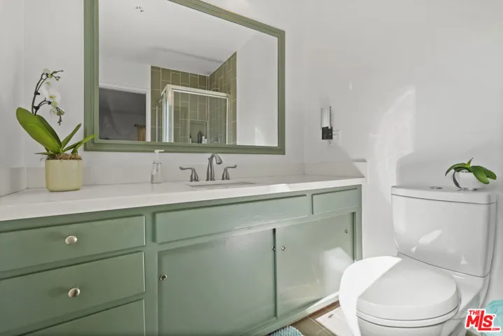 6052 Merritt Drive, Malibu, California 90265