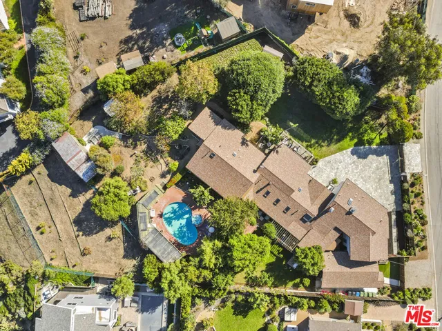 6052 Merritt Drive, Malibu, California 90265