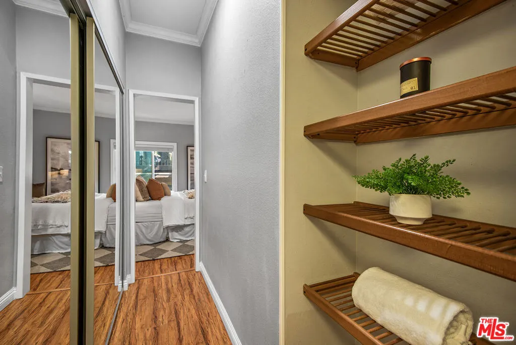 8160 Manitoba Street 208, Playa Del Rey, California 90293 home-pic-20