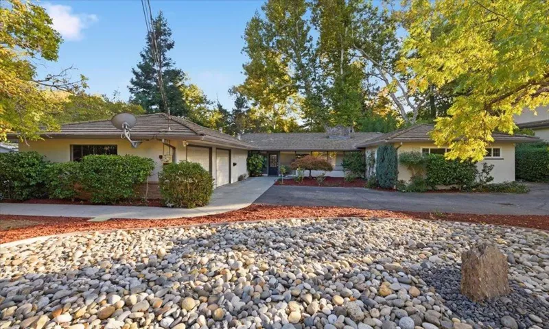 20510 Brookwood Lane, Saratoga, California 95070