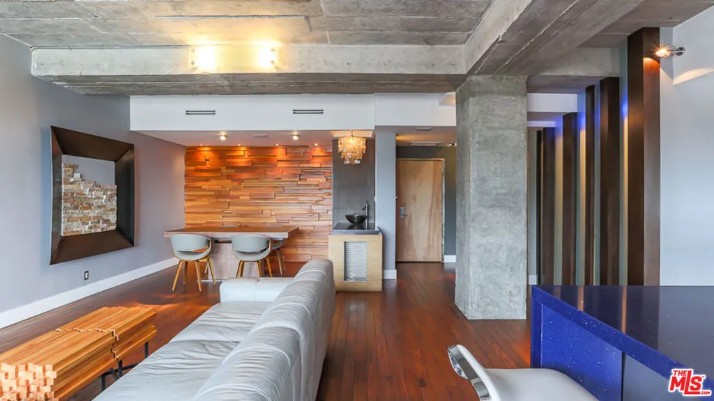 7250 Franklin Avenue 1112, Los Angeles, California 90046 home-pic-5