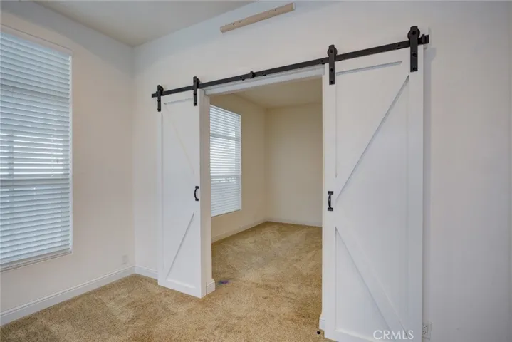 Stylish Features