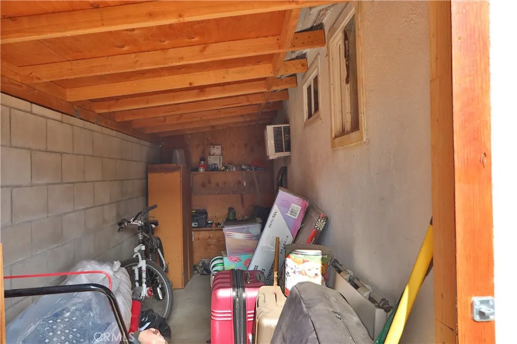 1149 Camulos, Los Angeles, California 90023 home-pic-21