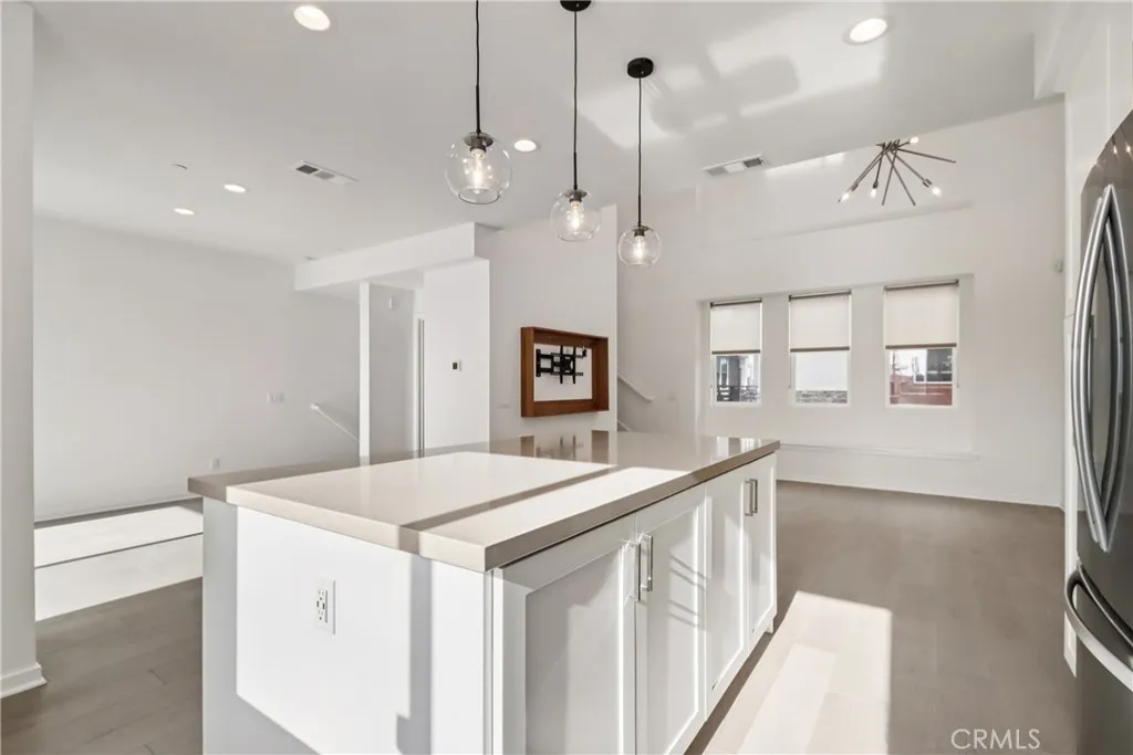 170 Fable, Irvine, California 92618 home-pic-15