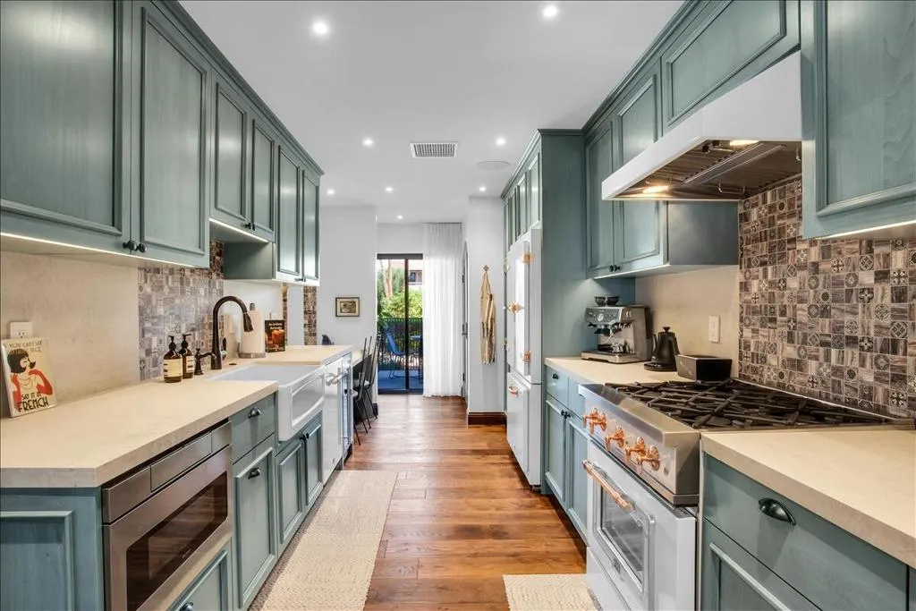 355 N Avenida Caballeros  home-pic-13